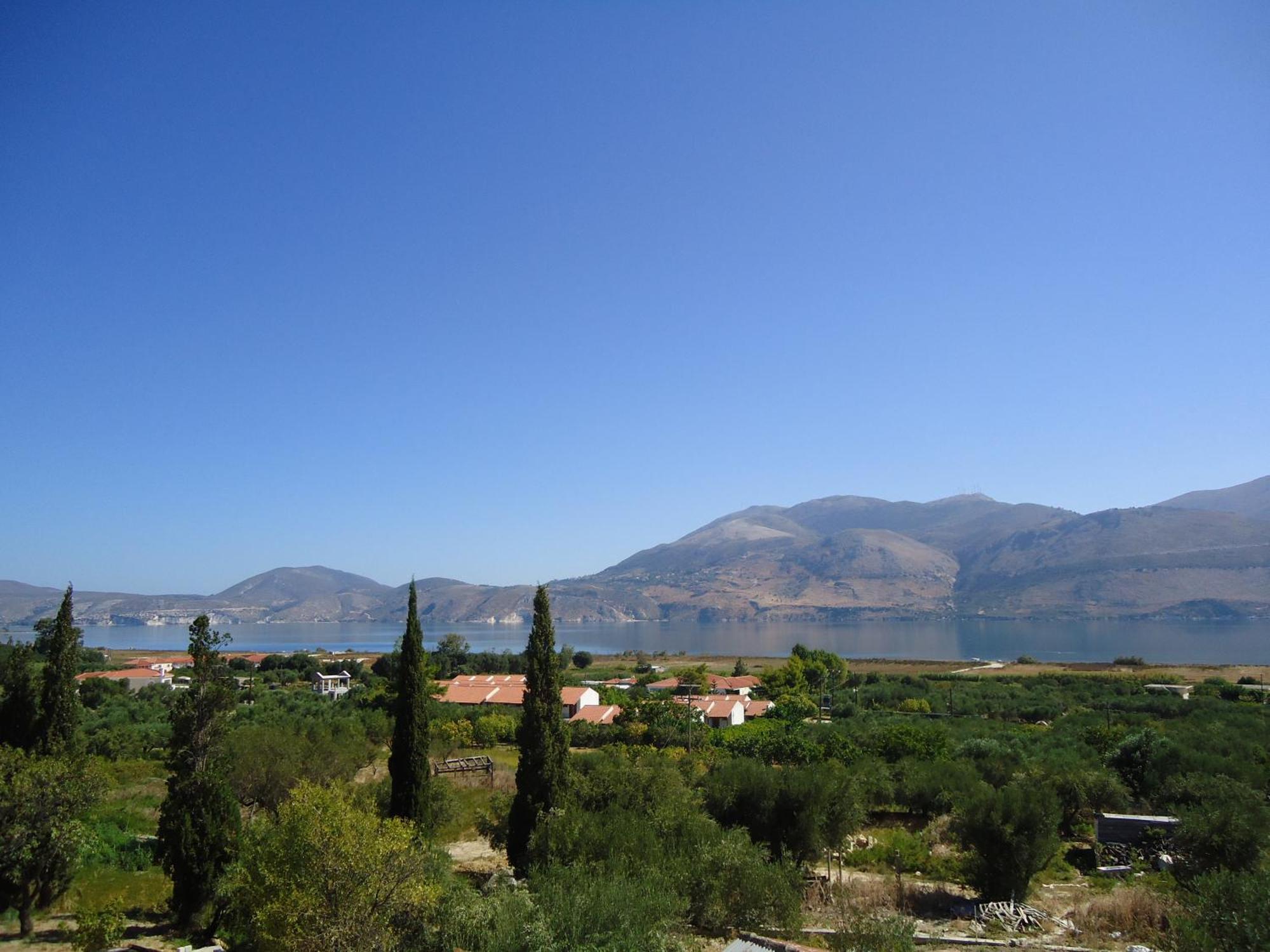 Villa Reverenza Lixouri Exterior photo